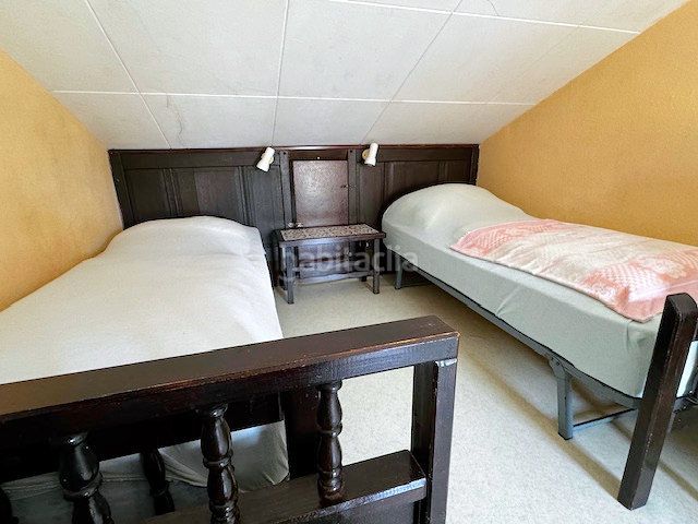 Foto fcb3e471-ad66-407b-851a-f9ad091e6c49. Casa amb calefacció aparcament a Riells Escala (L´)