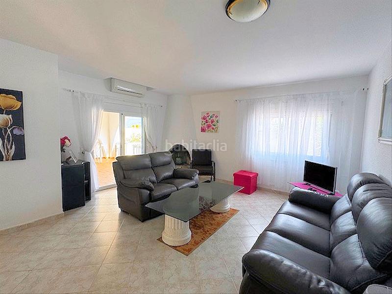 Foto 3010c2c4-214d-4949-ae83-9bb94d9de6e8. Chalet avec cheminée chauffage parking piscine dans Escala (L´)