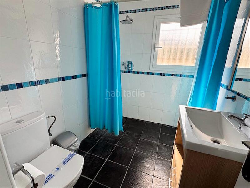 Foto b8502e86-2918-4f86-9d27-eedf0b4df3e0. Chalet avec cheminée chauffage parking piscine dans Escala (L´)