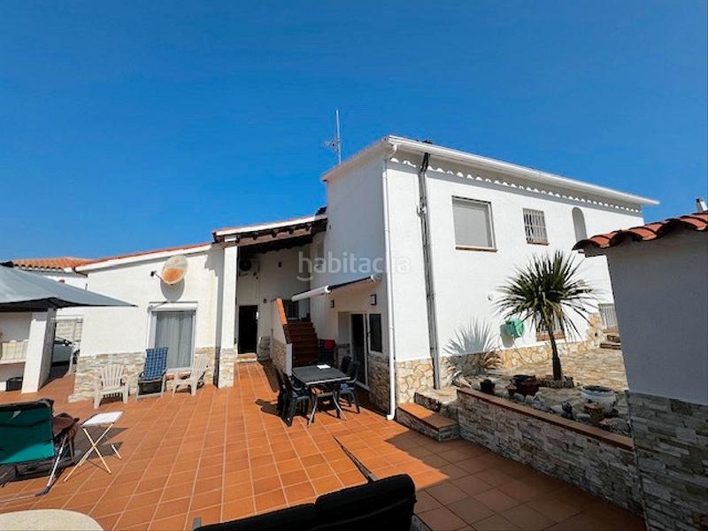 Foto ed2f5d97-07cd-4cef-9588-75549ff038a4. Chalet avec cheminée chauffage parking piscine dans Escala (L´)