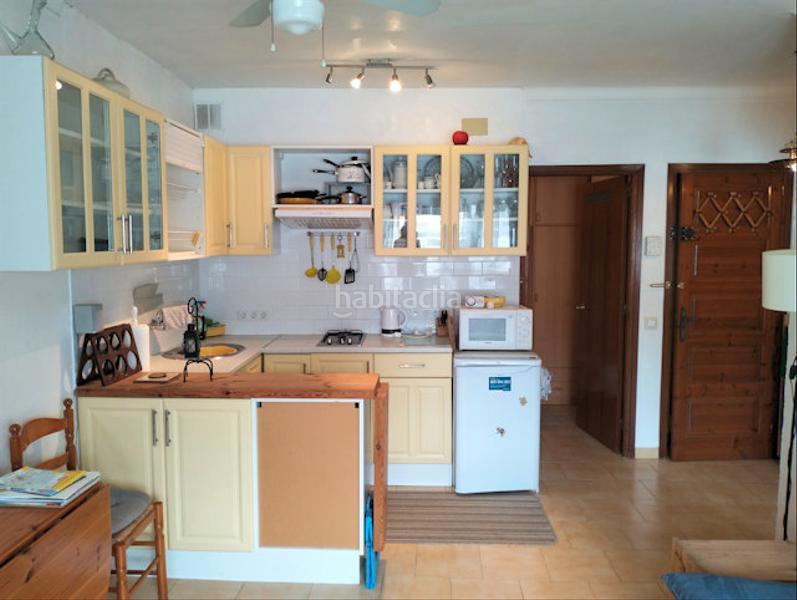 Foto dec0549f-d713-43ec-a5f1-fcb2bf1b3e14. Appartement in Nucli Antic Escala (L´)