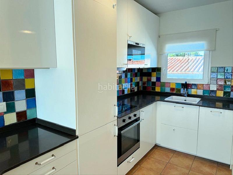 Foto 8f1c6344-a644-41bd-89f6-f5319a371678. Apartament a carrer colom 2 a Port - La Clota - Puig Sec Escala (L´)