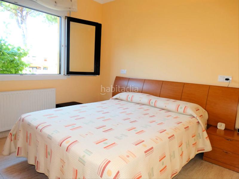 Foto 0d9f28e3-90f4-4661-9115-6f63d5b7471c. Chalet con riscaldamento parcheggio piscina in Riells Escala (L´)