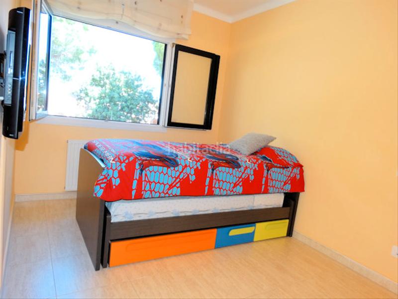 Foto 4df63b88-2ae6-46ba-900b-a1cfa6f726ab. Chalet con riscaldamento parcheggio piscina in Riells Escala (L´)