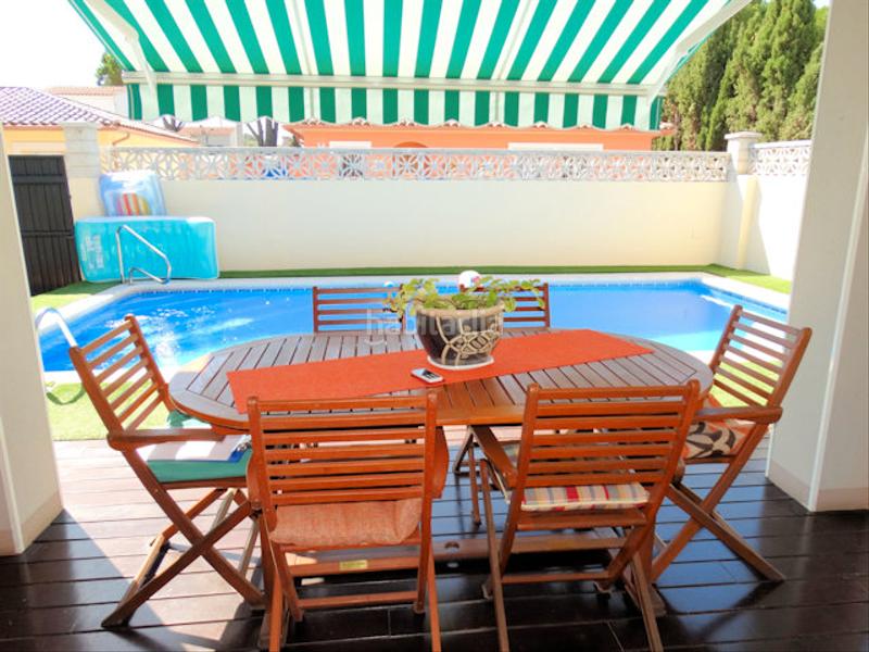 Foto 97efc509-96d0-4570-9244-55b67991864b. Chalet con riscaldamento parcheggio piscina in Riells Escala (L´)