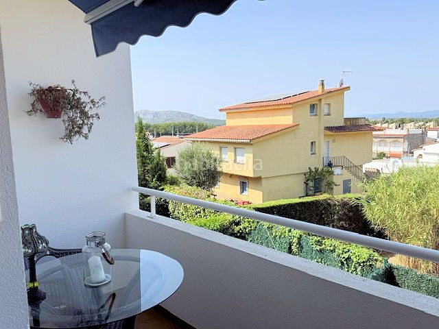 Foto 7e94013c-2e28-45bd-a424-ee332a0a8f43. Casa amb calefacció aparcament a Riells Escala (L´)