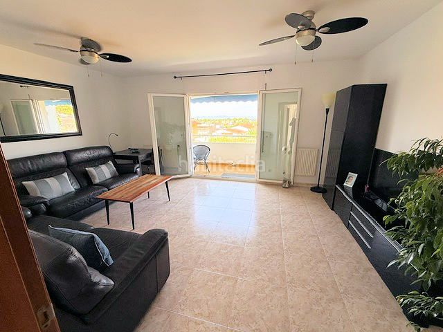 Foto 83072d16-9117-4e32-b8e6-ecf55dfd3c8f. Casa amb calefacció aparcament a Riells Escala (L´)