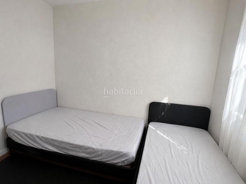 Foto f973c02d-de65-4ac3-88f5-db7264e82ecd. Pis a Abrantes Madrid
