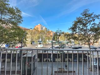 Location Appartement à Avinguda meridiana 378. Distrito y barrio de san andres (( ideal para compartir o estudi