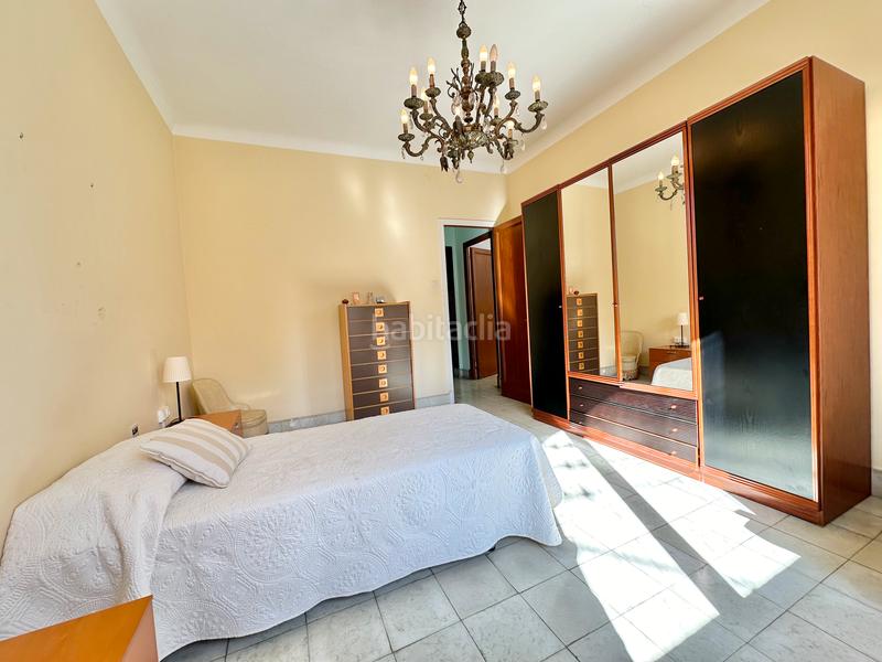 Foto 1b610746-93d9-4252-932b-e46f595171a8. Casa aparellada amb xemeneia calefacció a Ocata Masnou (El)