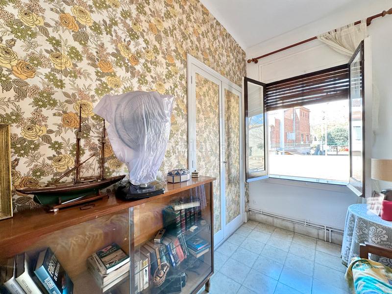 Foto 4f244968-be50-445f-a9ae-56ef0c147e71. Casa aparellada amb xemeneia calefacció a Ocata Masnou (El)