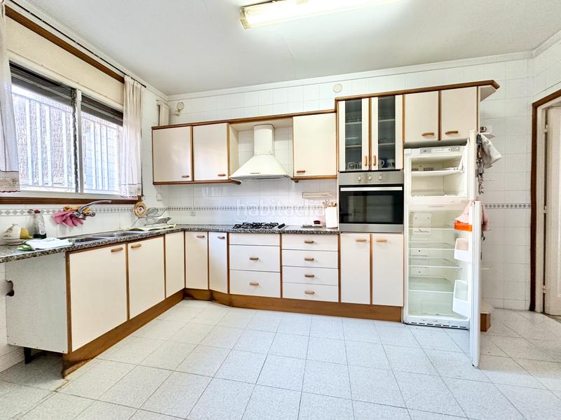 Foto b713db59-6c0d-470e-8d2d-d7a415807771. Casa aparellada amb xemeneia calefacció a Ocata Masnou (El)
