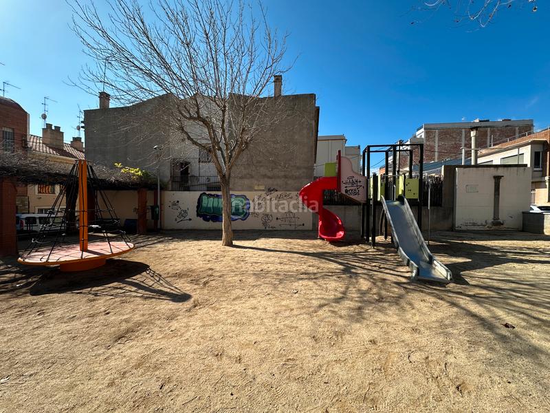 Foto ceba2449-59ce-4825-a6ee-6bfb662019fe. Casa aparellada amb xemeneia calefacció a Ocata Masnou (El)