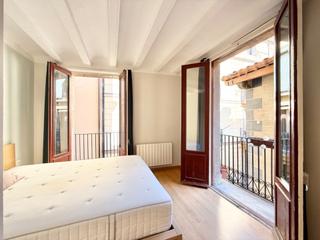 Location Appartement à Carrer dels abaixadors 12. En pleno corazon del barrio gotico, a 1 min, de la basílica sant