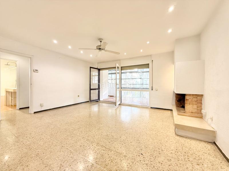 Foto a1c89c7d-81ee-4f96-8426-5c1910faa37f. Affitto appartamento in carrer 18 21 in La Pineda Castelldefels