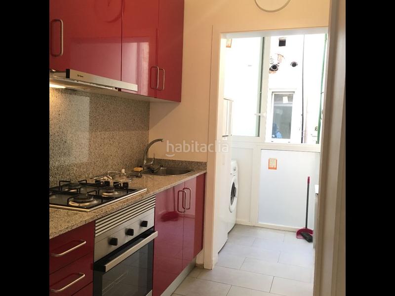 Foto 73535570-3ca4-40a2-b5ab-b6e986820a16. Location appartement dans carrer de petritxol 9 dans Barcelona