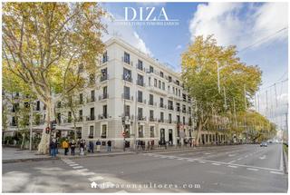 Piso en Recoletos. 10 balcones exteriores en puerta de alcalá