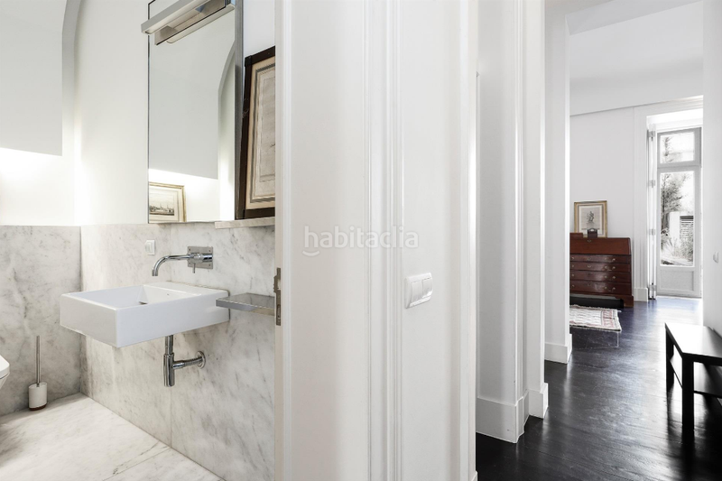 Foto f0d47e80-8732-48b7-8765-dbff5671fe0a. Pis a Justicia-Chueca Madrid