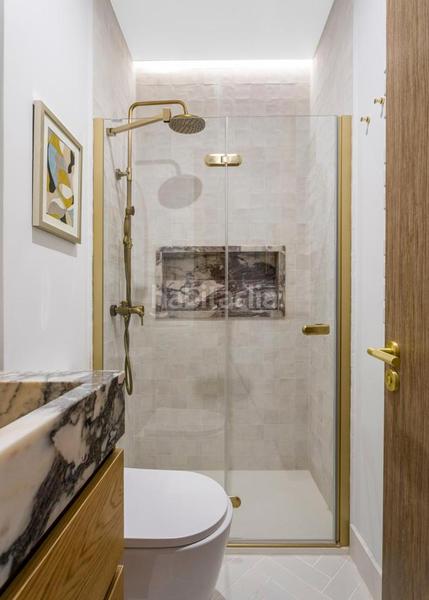 Foto 244ec4a4-97ed-451b-aead-b38030422170. Lloguer pis a Trafalgar Madrid