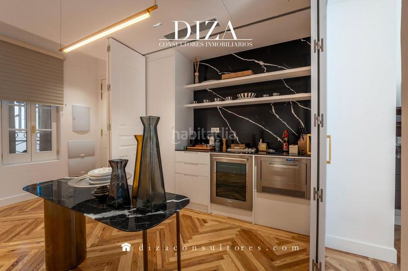 Foto 0d36c0d7-8f04-46b2-bb82-1081f219eaa2. Etagenwohnung mit heizung in Trafalgar Madrid