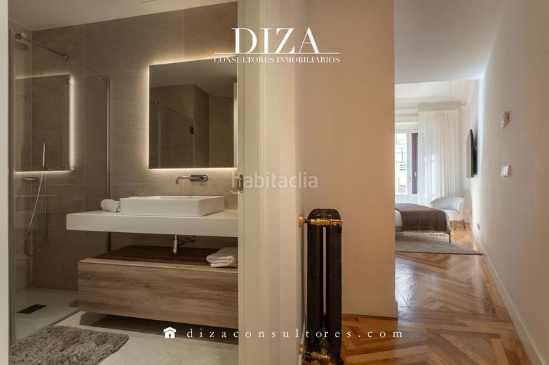 Foto 16eddedb-b612-46e3-a14c-89602d5df24b. Etagenwohnung mit heizung in Trafalgar Madrid