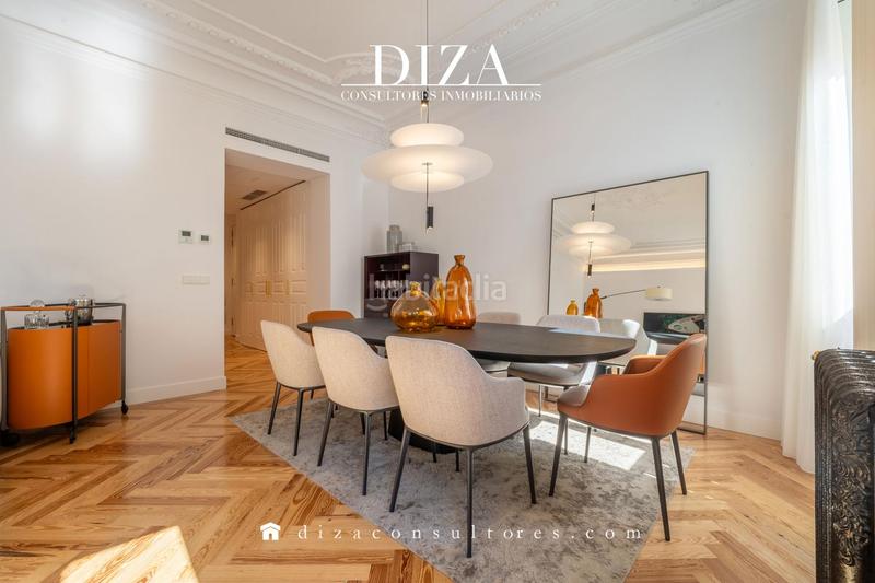 Foto 518a46d6-554d-4afd-9dba-90d4a219e7ab. Etagenwohnung mit heizung in Trafalgar Madrid