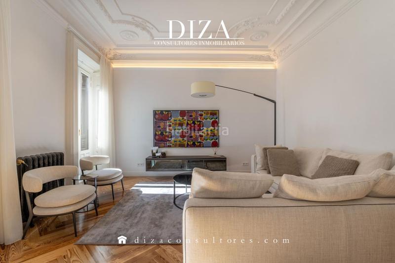 Foto 5de158a8-68af-4df7-b825-14200e932b77. Etagenwohnung mit heizung in Trafalgar Madrid