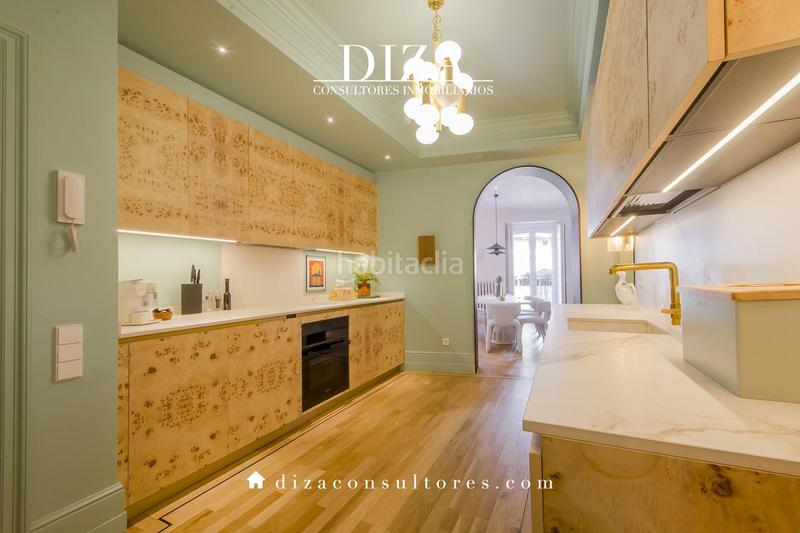 Foto 1c8afdb3-62dd-432b-be3a-faf890eb48f9. Location appartement dans Palacio Madrid