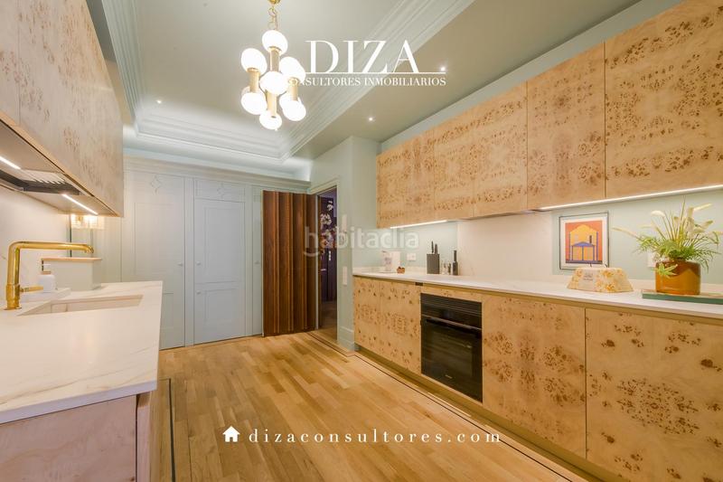 Foto 73201023-84a5-4726-98d3-dd3fde89bfb3. Location appartement dans Palacio Madrid