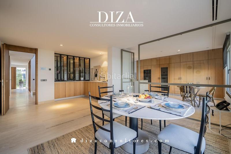 Foto 0a1dcc4e-846d-414a-87c1-0b63f57c3d81. Casa amb calefacció aparcament piscina a Aravaca Madrid