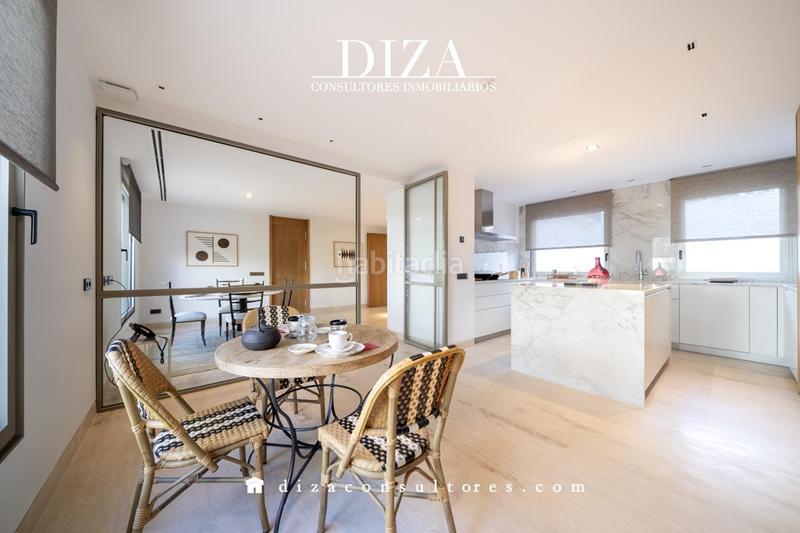 Foto 1321e709-6cfb-4dad-99fd-783af244a3f8. Casa amb calefacció aparcament piscina a Aravaca Madrid