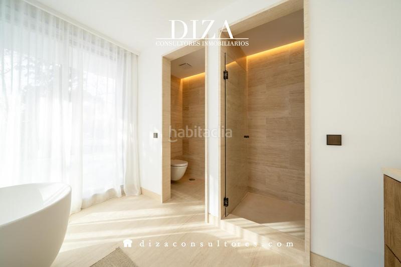 Foto 73da7913-ef4b-4889-aa89-e99b3c3e6b75. Casa amb calefacció aparcament piscina a Aravaca Madrid