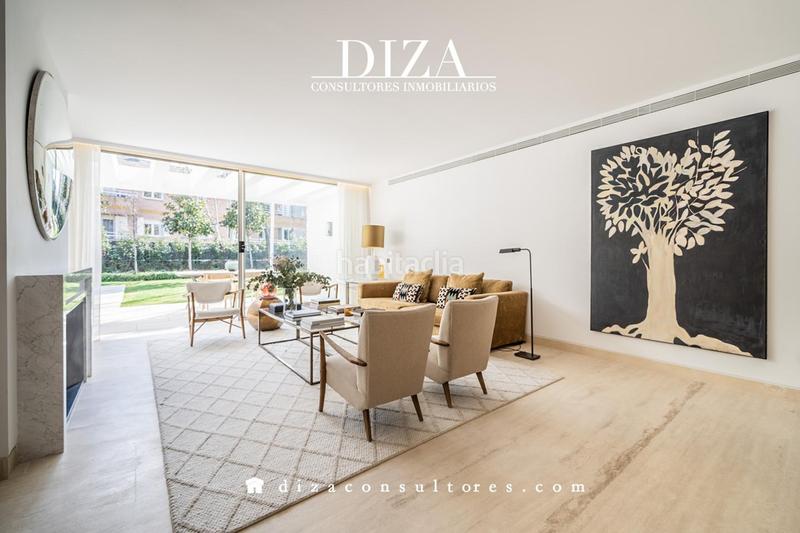 Foto 9dfb3333-6887-497d-b281-609326e3dc57. Casa amb calefacció aparcament piscina a Aravaca Madrid