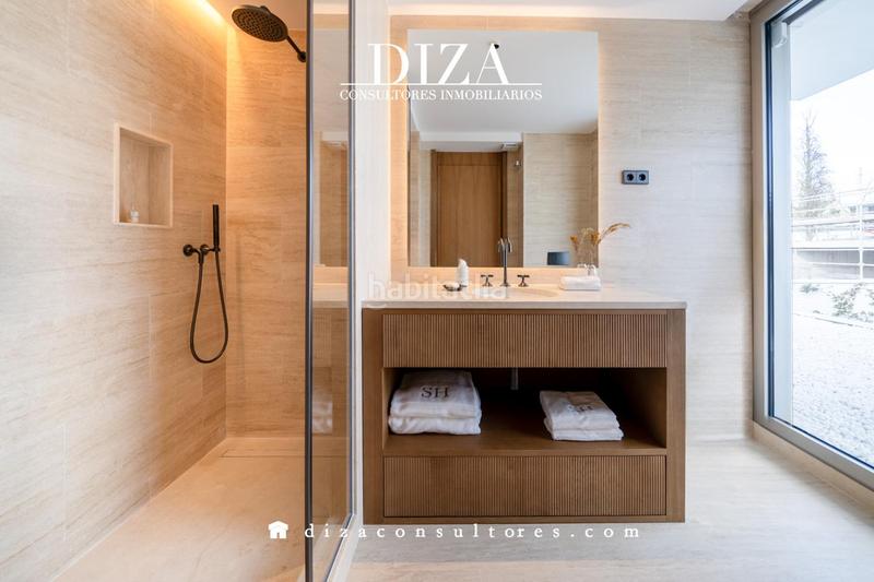 Foto a016e6eb-a7d1-4bc6-9d95-495fb0292ed4. Casa amb calefacció aparcament piscina a Aravaca Madrid