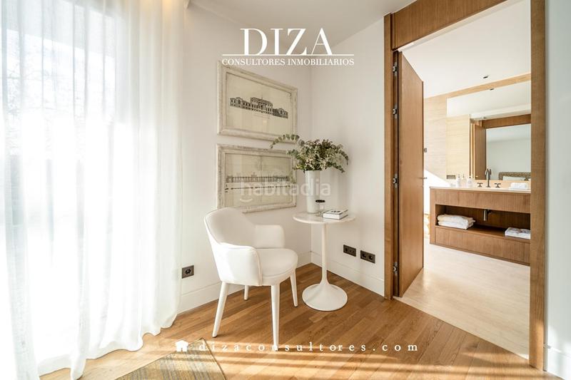 Foto b68ef5a5-0111-4831-8624-447bb91458ec. Casa amb calefacció aparcament piscina a Aravaca Madrid