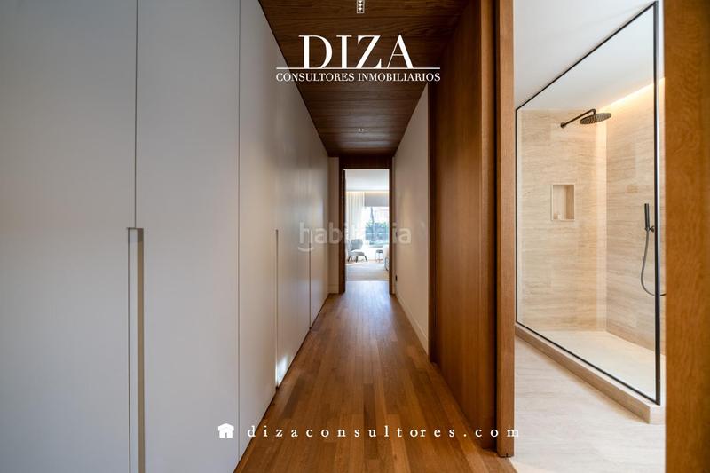 Foto db497929-7864-4d0a-a29a-0001dba67e48. Casa amb calefacció aparcament piscina a Aravaca Madrid