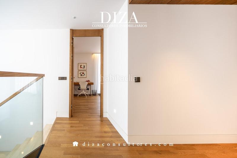 Foto f6b8b129-b516-4b82-ac95-ec0dc436eefc. Casa amb calefacció aparcament piscina a Aravaca Madrid