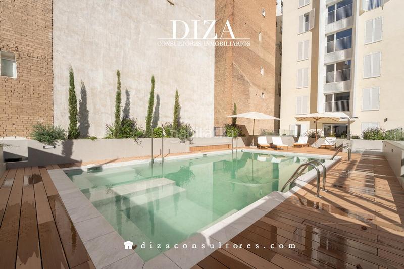 Foto bbcf10f3-d659-4b62-b797-5b93cd247fb7. Dúplex ático espectacular de obra nueva en el barrio salamanca en Madrid