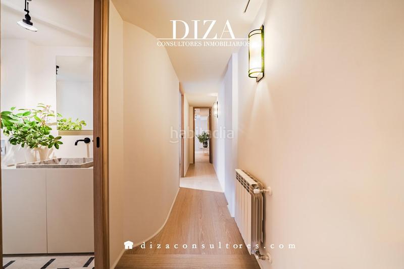 Foto 0b790234-b002-4ec8-bbf6-818869f48375. Duplex avec chauffage dans Sol Madrid