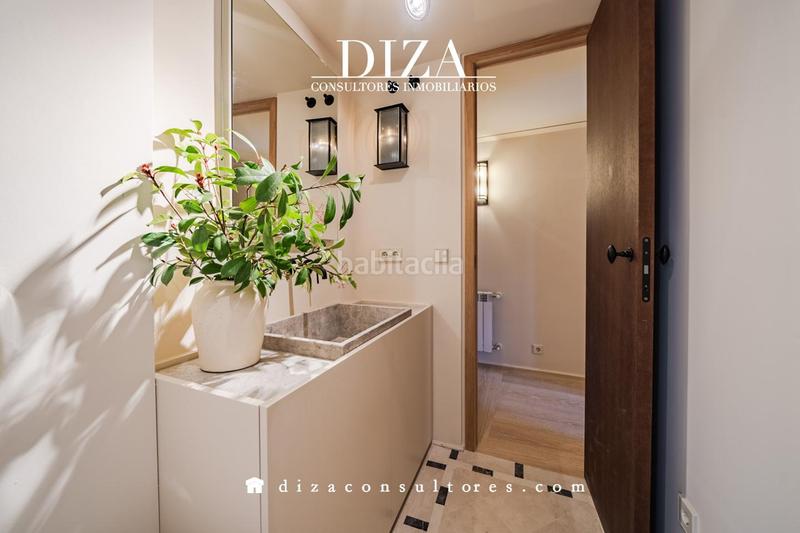 Foto 22bcf3e3-569a-4cd3-98fb-be0ea41f4f31. Duplex avec chauffage dans Sol Madrid