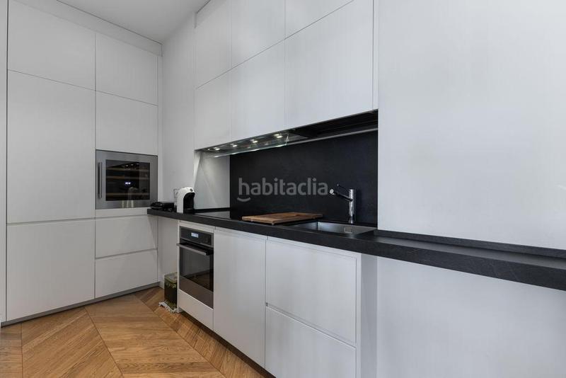 Foto 8b6f39bf-a297-49b6-92a6-f37ccd03933f. Etagenwohnung mit heizung in Recoletos Madrid