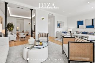 Location Appartement  De alfonso xii. Cuatro dormitorios y vistas al retiro en jerónimos
