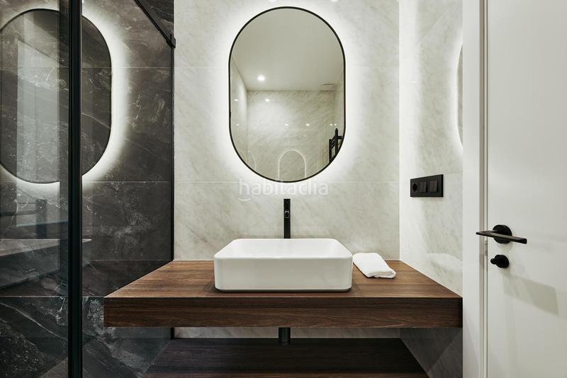 Foto 0eddfb50-3be4-4663-8430-a48427bacb03. Piso reforma, luz y terraza en chamberí en Trafalgar Madrid