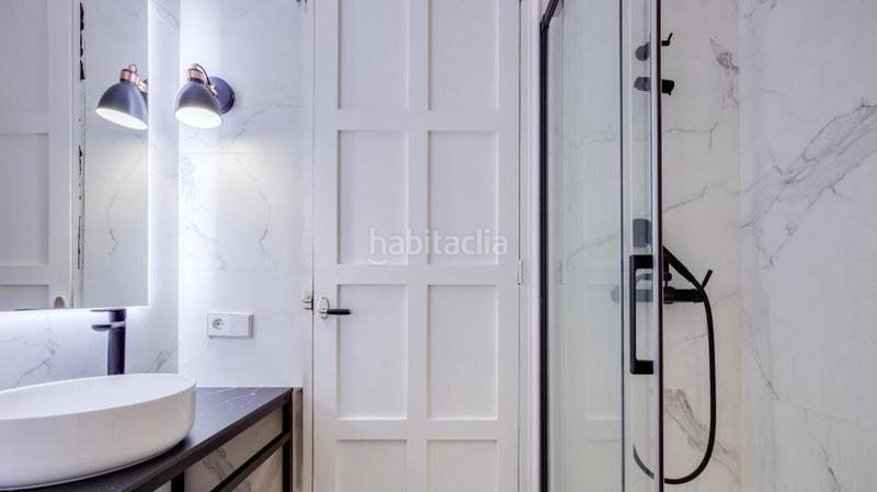 Foto 539ed3d9-8bf8-4b19-817b-c610f95ff52c. Flat with heating in Recoletos Madrid