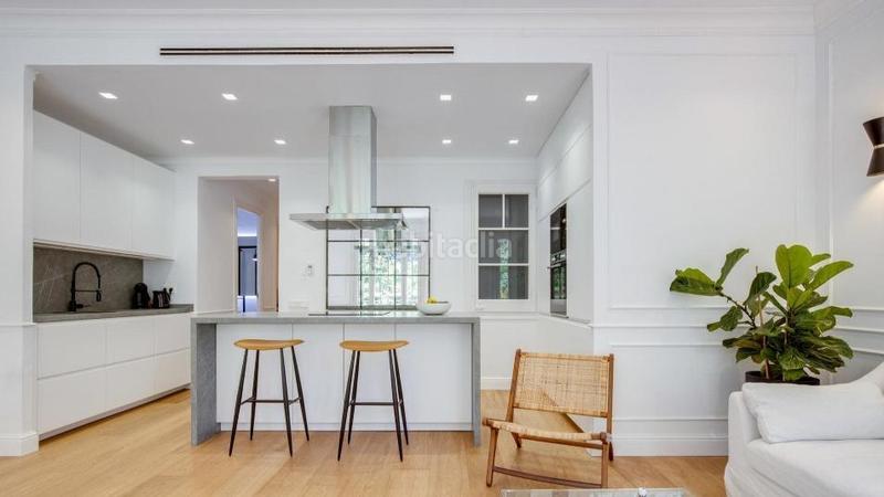 Foto c0aff0e8-7a89-4024-ba0c-a5d9d72e0f1f. Flat with heating in Recoletos Madrid