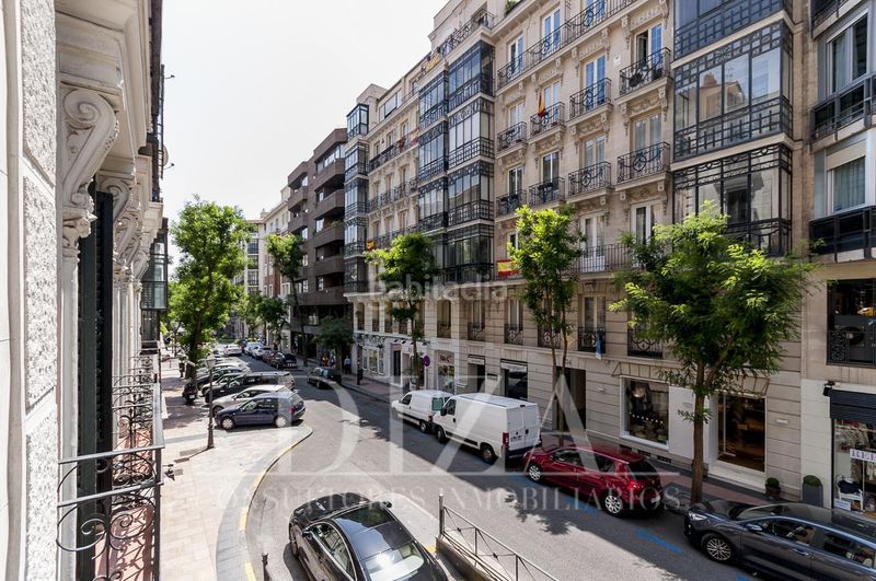 Foto 7de77f57-7d6d-4a34-9d70-cd7940e022e5. Pis amb calefacció a Lista Madrid