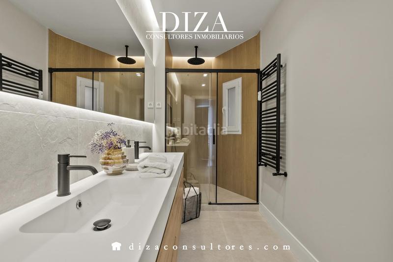 Foto 28b30281-d439-46c6-bf06-2479f08ae9ad. Pis amb aparcament a Castellana Madrid