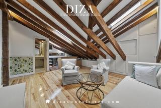 Flat in De Ayala