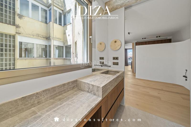 Foto bbf6c8fc-06a2-4396-be24-6e0b77c9ca4c. Piso reforma de lujo con terraza en bernabéu en Cuatro Caminos - Azca Madrid