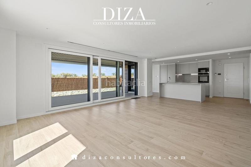 Foto 6816f3f5-eeca-4046-bda2-735e05d85114. Affitto piano terra con riscaldamento parcheggio piscina in La Moraleja